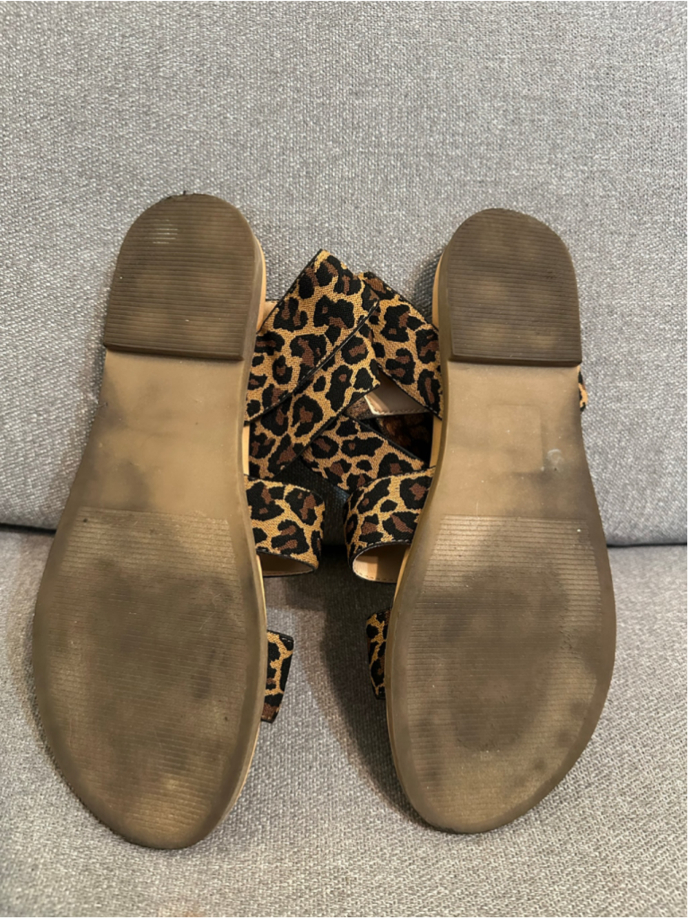 Steve Madden Leopard Print Flat Sandals Size 7 Brown & Black Ankle Strap - Picture 5 of 6